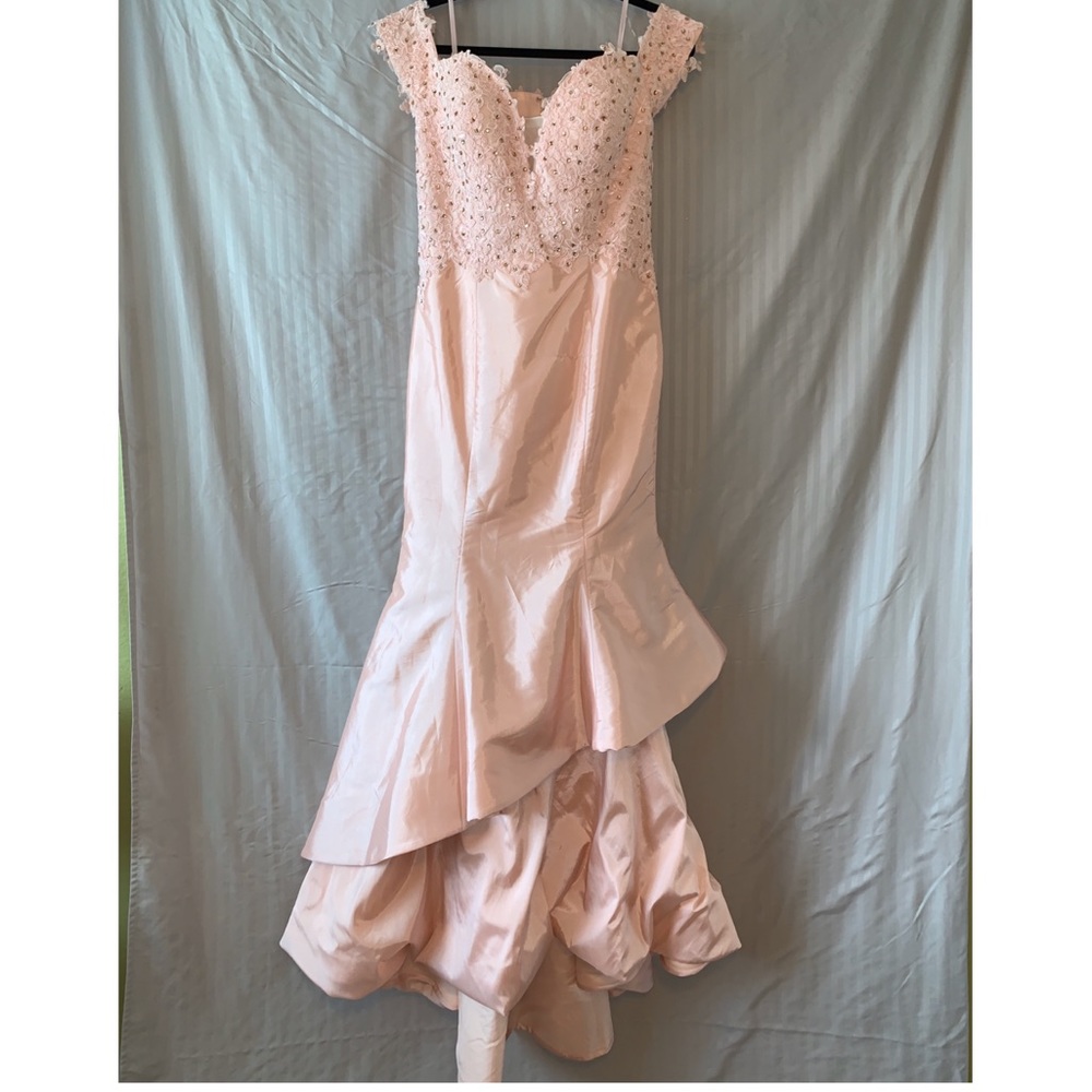 pink mermaid style dress w pink lace